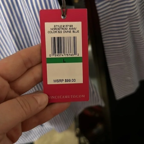 Vince Camuto button up - Picture 5 of 6